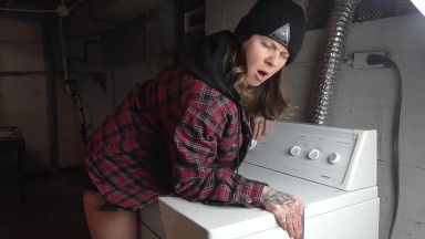 WISCONSIN GIRL HUMPS DRYER