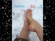 Happy Funny Feet Plays in the Snow prettyevil