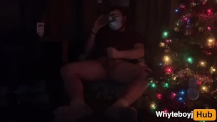 Jingle Balls! Cumshot for Mrs Claus (Preview)