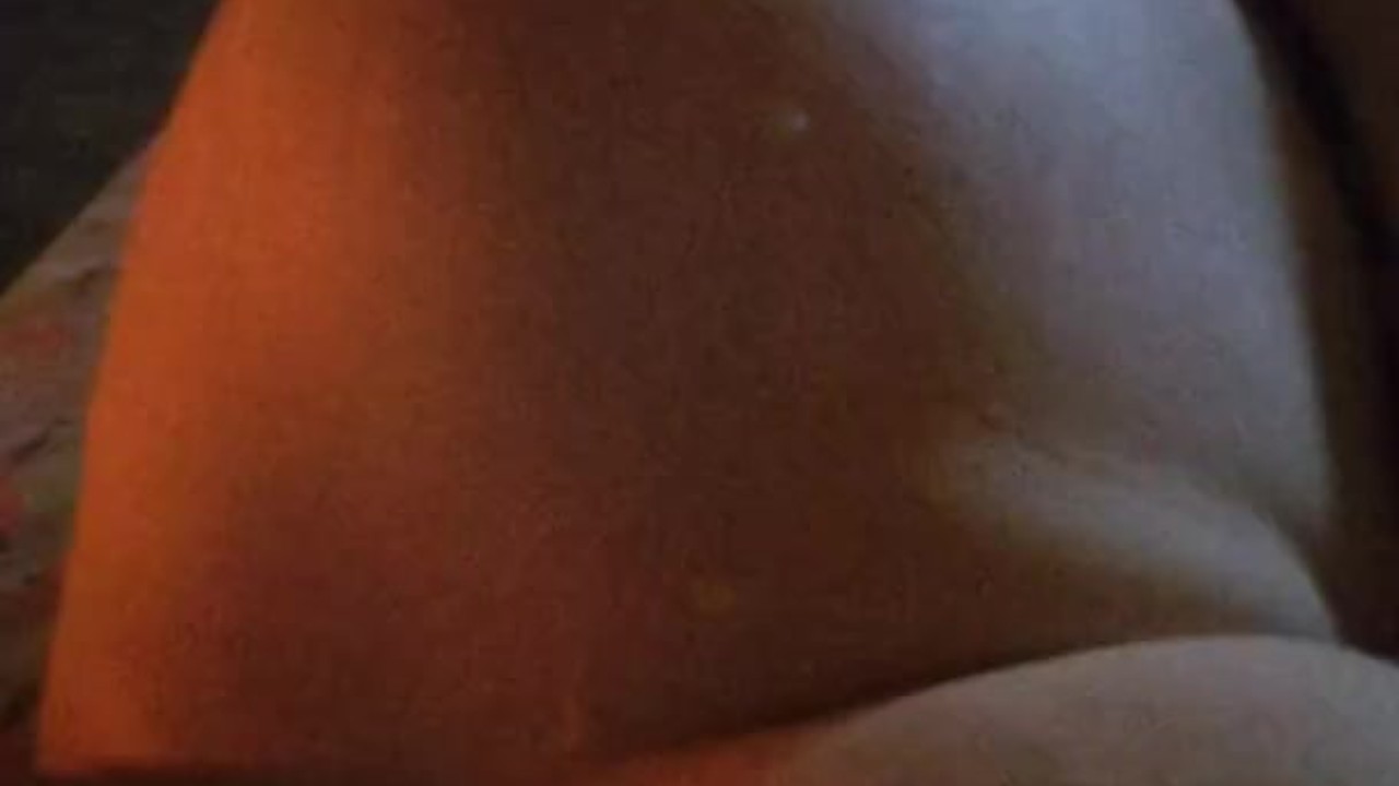 Who wants my  pregnant pussy I needs some cum to give birth  - Бесплатное секс видео - RedTube