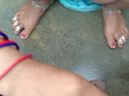 Desi village bathroom xxx pissing pussy