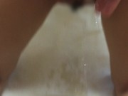 【個人撮影】 素人デカ尻人妻 四つん這いで手マンで大量潮吹き 14/16