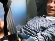 旅途中自摸陰莖 - Screenshot 8 of 16 - Masturbate