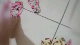 @tici_feet IG ticii_feet ticii feet showing new havaianas flip flops (preview)