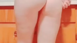 Ass Jiggling and Spreading