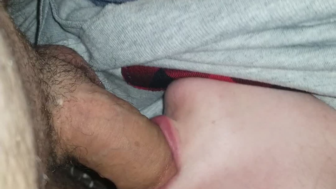 She LOVES slowly sucking my soft cock, and drinking mouthfuls of my hot piss - RedTube