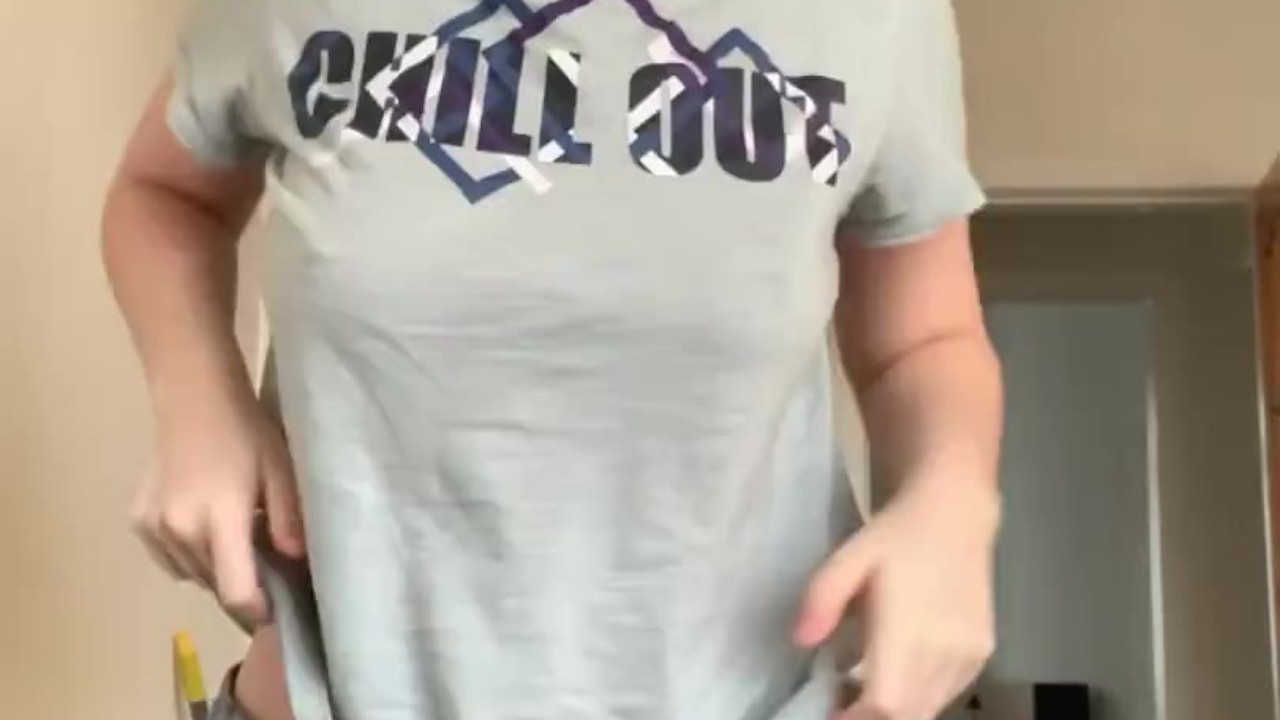 Reddit Irish girl next door stripping compilation - Jo Munroe (tallassgirl) - 無料セックスビデオ - RedTube