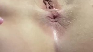 cute little hole gets a lubed up rimming 