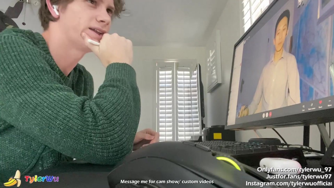 Twink jerks off with Asian classmate on facetime (Tyler Wu & Shane Hall) - Video di sesso gratis - RedTube