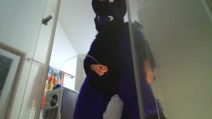 Lucer pissing in the shower