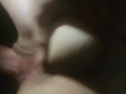 Petite baise discrète pendant que bébé 16/16