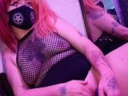 Cosplayer Secretly Masturbates Feet Away From Boyfriend 3/16