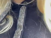 Maevaa Sinaloa - Je suce un inconnu et prend une facial en public au bord de la route