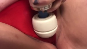 Pawg soaks panties 