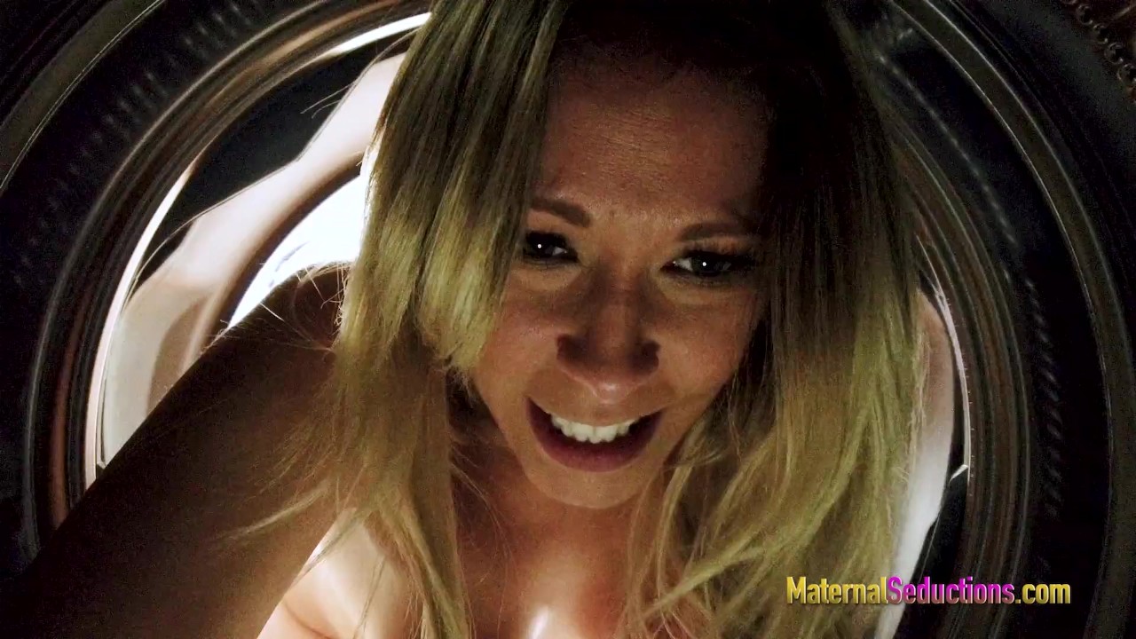Fucking My Hot Step Mom while She is Stuck in the Dryer - Nikki Brooks - RedTube