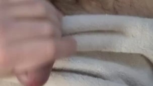 Quickly jerking off my cock with nice cumshot