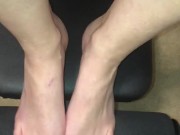 Just wanted to drain my balls on her feet 15/16