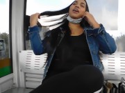 Caminata por el bosque con chica de myre.vip termina con una mamada al aire libre 3/16