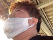 五反野駅で電車を見送る男 3/16