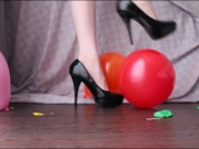 POP BALLOONS WITH FEET IN BLACK HIGH-HEELED SHOES FETISH SKINNY GIRL ASMR 12/16