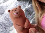 Ursinho na Cachoeira... ele me viu brincando com meu macho... onlyfans: bolivianamimi  13/16