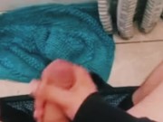 Случайная мастурбация 12/16