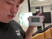 ホテルでピザが頼めるらしいので注文してみた。 1/16