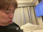 ホテルでピザが頼めるらしいので注文してみた。 4/16