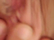 Trixxy Fates fingering fat pussy in bath