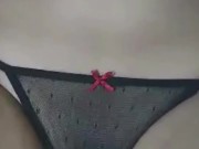 Necesito un pene urgente, no para de masturbarme me encanta 1/16