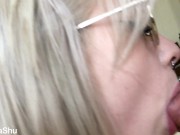 Трахнул сестру своей жены и кончил ей на лицо 12/16