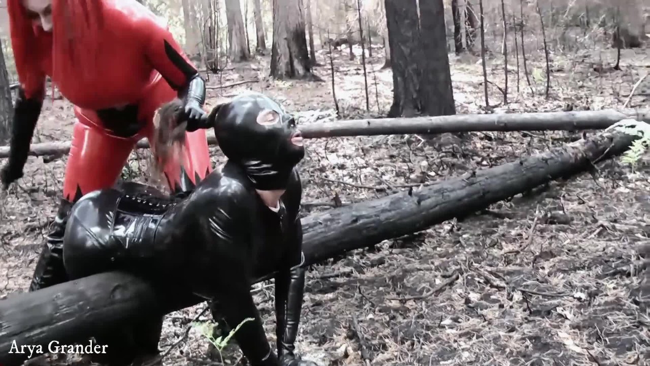 Latex Fetish Play with Rubber doll - RedTube