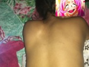 A ellos les encanta ver como entra y sale su verga. A mi me encanta que me agarren en cuatro patas.  14/16