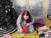 OmankoVivi Christmas Unboxing 2020 4K SFW 14/16