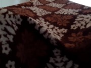 С завязанными глазами залезла ко мне под одеяло и начала делать кунилингус  - IkaSmokS 1/16