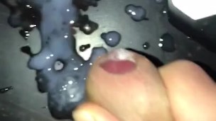 Je me branle sur une vidéo de larajuicy