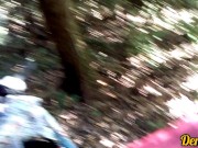 хороший миньет в лесу от милой девушки залил тёплой спермой любимое лицо 1/16