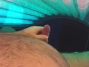 HUBBY MASTURBATING FOR ME IN TANNING BED SUPER SEXY HUGE CRAMY CUM LOAD