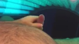 HUBBY MASTURBATING FOR ME IN TANNING BED SUPER SEXY HUGE CRAMY CUM LOAD