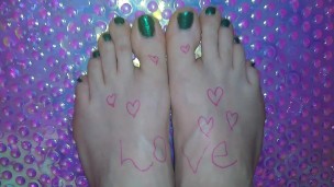 Love My Feet, Worship My Trans Dick