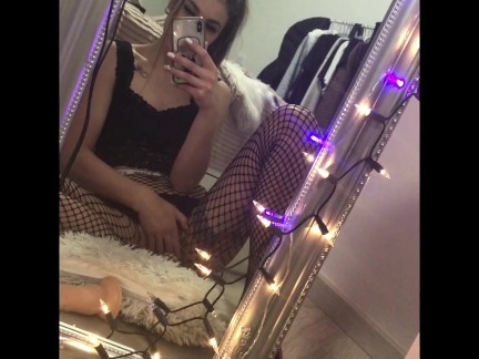 Milf play with dildo - She loves this toy !