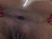 Uniqueen peeing backwards come watch daddy 10/16