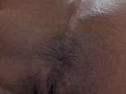 Uniqueen peeing backwards come watch daddy 9/16