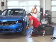 Rim4k. Man Cant Resist Hot Mom And Allows Her To Eat Big Ass 1/16