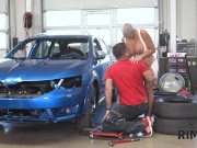 Rim4k. Man Cant Resist Hot Mom And Allows Her To Eat Big Ass 4/16