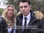 DEBT4k. L'esattore si scopa la sposa in abito bianco e calze 3/16