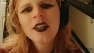 Tgirl Pandora ditches her glasses to practice