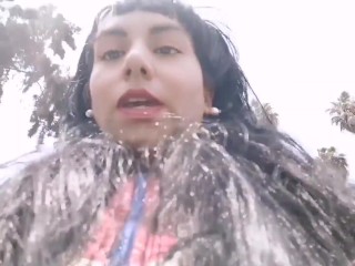 Giantess Débora tease and crush you (Español)