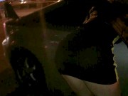 Показываю киску в мини-юбке без трусиков на трассе