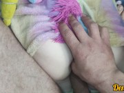 хороший миньет и прекрасный анальный секс с милой девушкой в ярком разноцветном костюме единорога 12/16